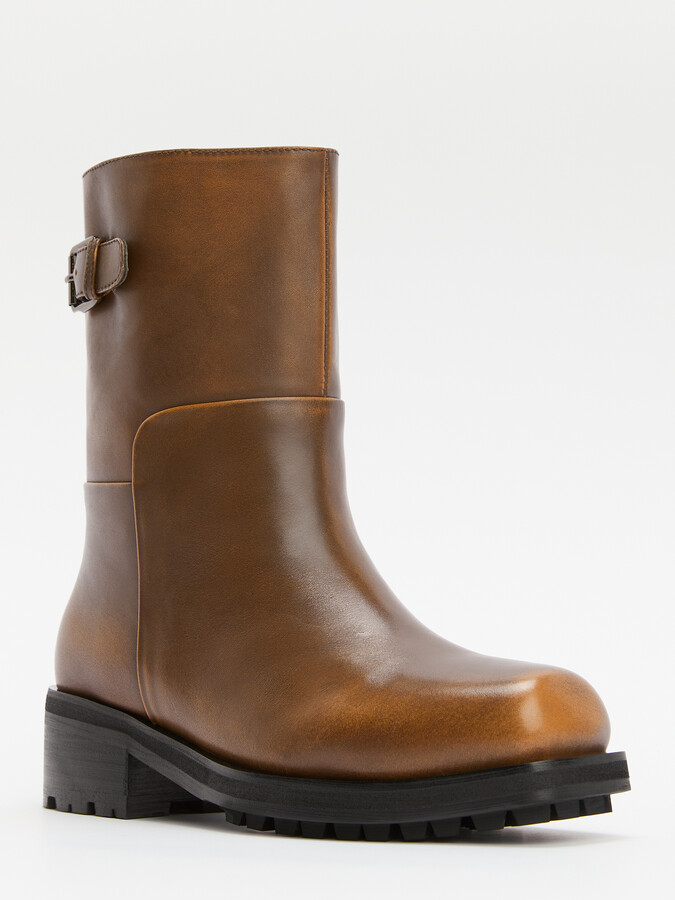 Полусапоги женские Tendance GLC5951C-01 коричневые 41 EU, Коричневый, GLC5951C-01
Полусапоги женские Tendance GLC5951C-01 коричневые 41 EU, Коричневый, GLC5951C-01