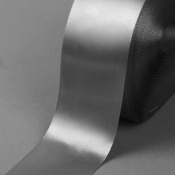 Лента атласная, 50 мм 100 ± 5 м, цвет серебряный
Лента атласная, 50 мм 100 ± 5 м, цвет серебряный