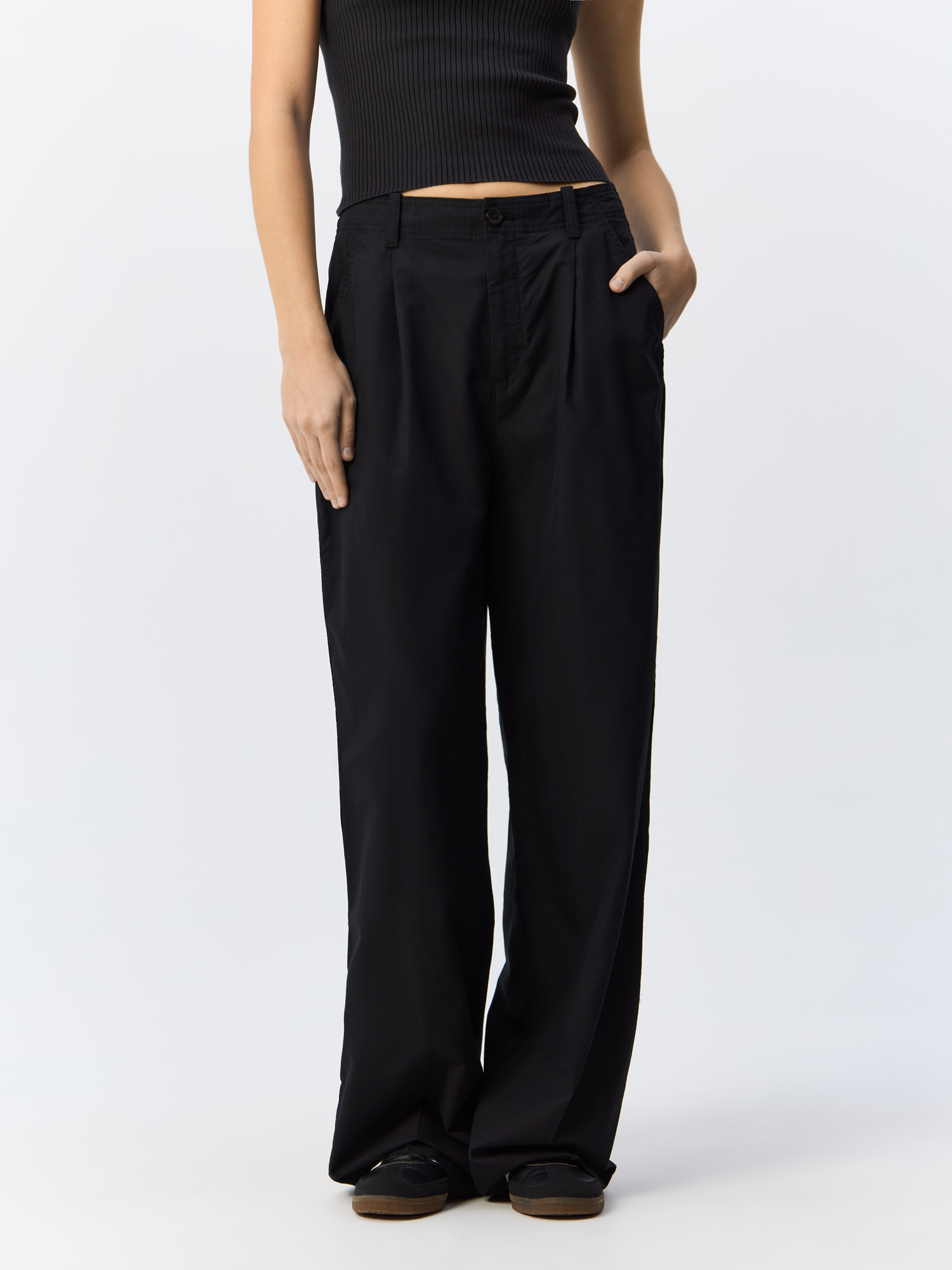 Брюки женские Calvin Klein Jeans Loose Straight Chino Trousers J20J223585 черные XL, Черный, Loose Straight Chino Trousers
Брюки женские Calvin Klein Jeans Loose Straight Chino Trousers J20J223585 черные XL, Черный, Loose Straight Chino Trousers