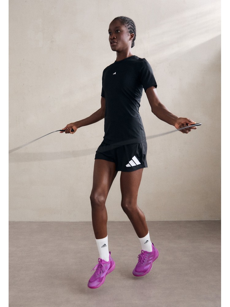 Кроссовки женские Adidas AD541A289 фиолетовые 45 1/3 EU, Фиолетовый, AD541A289
Кроссовки женские Adidas AD541A289 фиолетовые 45 1/3 EU, Фиолетовый, AD541A289