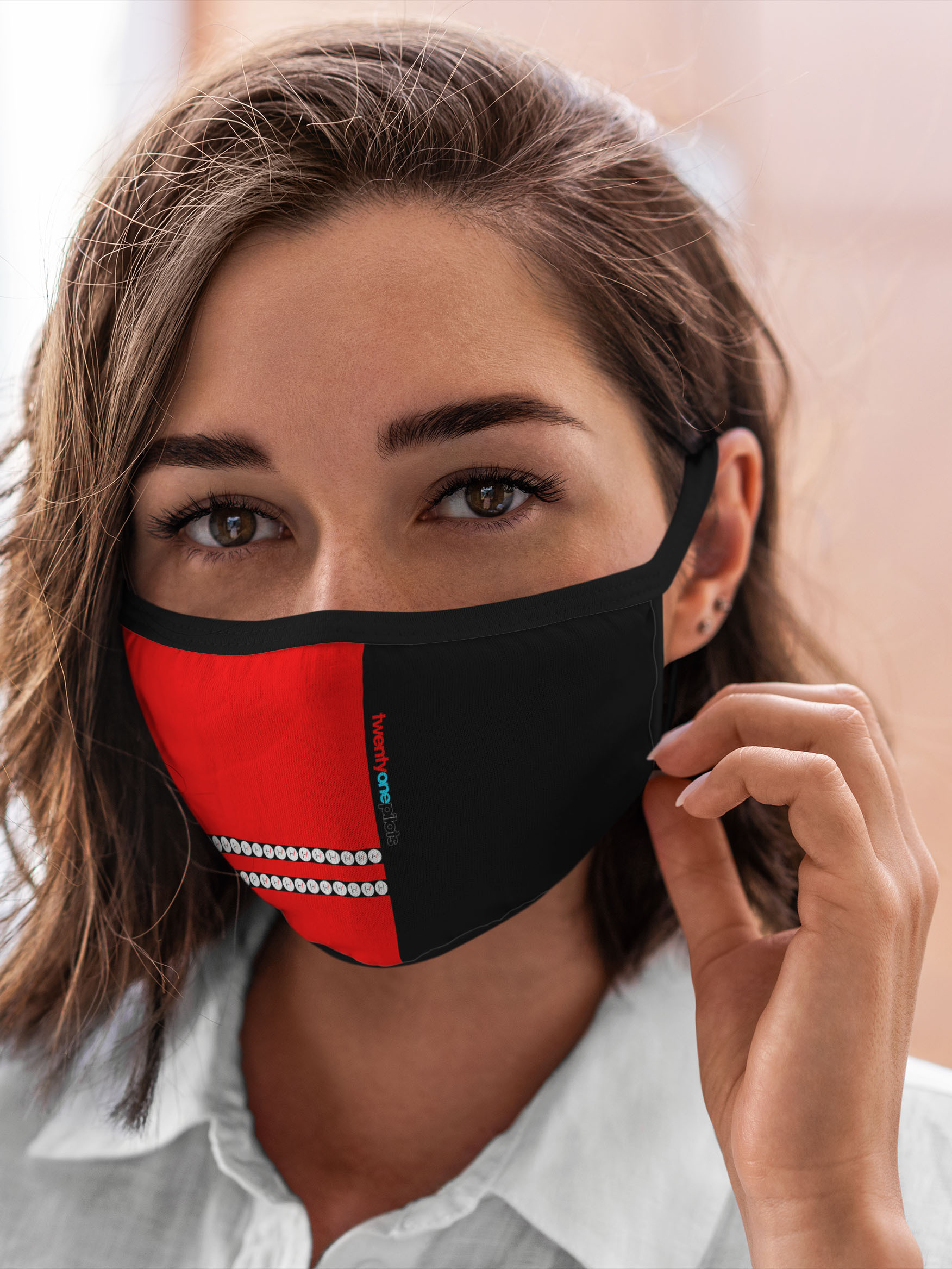 Многоразовая маска унисекс Burnettie Twenty One Pilots, Разноцветный, Twenty One Pilots
Многоразовая маска унисекс Burnettie Twenty One Pilots, Разноцветный, Twenty One Pilots