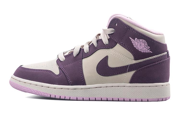 Кеды унисекс Jordan Air Jordan 1 Mid GS фиолетовые 35.5 EU, Фиолетовый, Air Jordan 1 Mid GS
Кеды унисекс Jordan Air Jordan 1 Mid GS фиолетовые 35.5 EU, Фиолетовый, Air Jordan 1 Mid GS