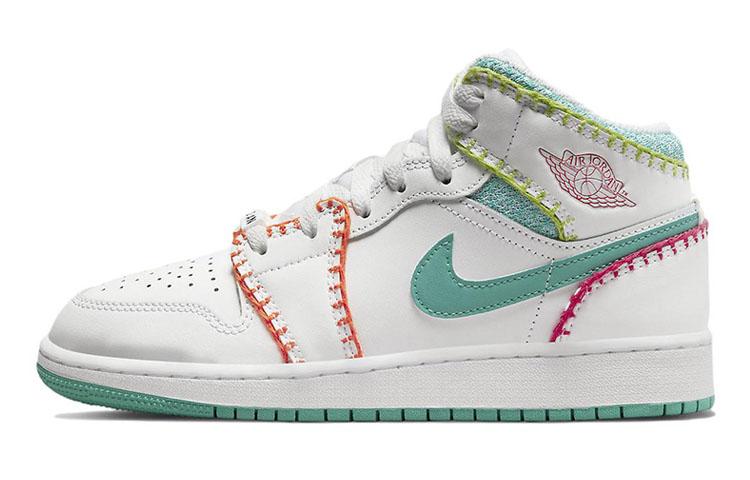 Кеды унисекс Jordan Air Jordan 1 Mid Multi Knit GS белые 40 EU, Белый, Air Jordan 1 Mid Multi Knit GS
Кеды унисекс Jordan Air Jordan 1 Mid Multi Knit GS белые 40 EU, Белый, Air Jordan 1 Mid Multi Knit GS
