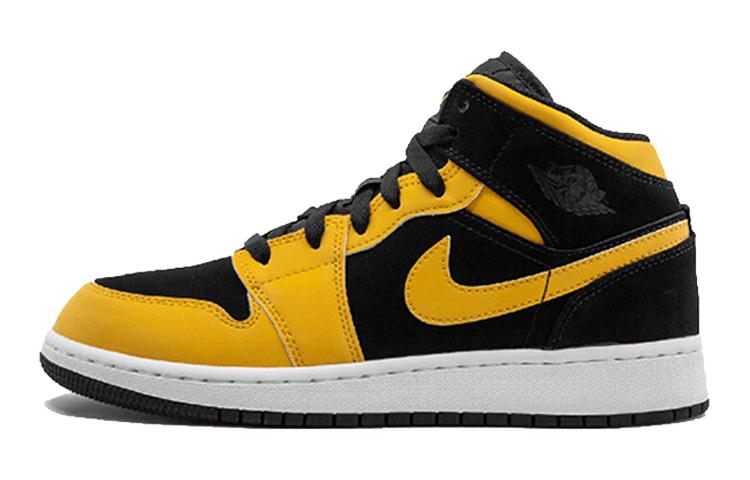 Кеды унисекс Jordan Air Jordan 1 Mid Reverse New Love GS разноцветные 38 EU, Разноцветный, Air Jordan 1 Mid Reverse New Love GS
Кеды унисекс Jordan Air Jordan 1 Mid Reverse New Love GS разноцветные 38 EU, Разноцветный, Air Jordan 1 Mid Reverse New Love GS