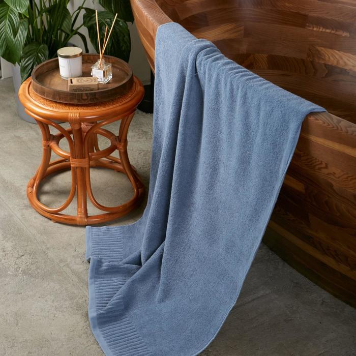 Полотенце махровое Этель «Минимализм» 70x140 см, цв. синий 100% хл, 360 гр/м2, Этель: махровые полотенца 
Полотенце махровое Этель «Минимализм» 70x140 см, цв. синий 100% хл, 360 гр/м2, Этель: махровые полотенца