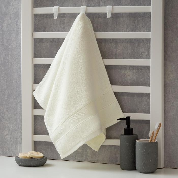 Полотенце махровое Этель «Уют» 35x75 см, цв. белый 100% хл, 600 гр/м2, Этель: махровые полотенца
Полотенце махровое Этель «Уют» 35x75 см, цв. белый 100% хл, 600 гр/м2, Этель: махровые полотенца