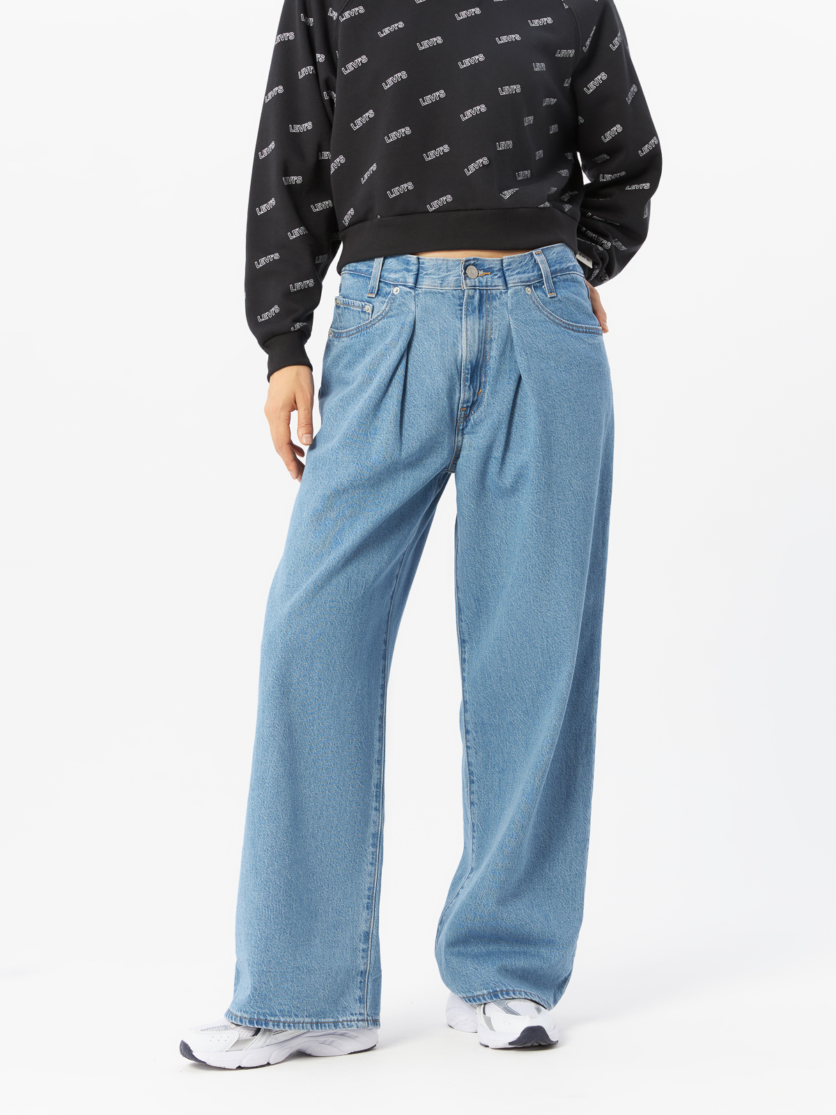Джинсы женские Levi's A4675-0000 голубые 24-30, Голубой, Folded Pleated Baggy Dad Pants
Джинсы женские Levi's A4675-0000 голубые 24-30, Голубой, Folded Pleated Baggy Dad Pants