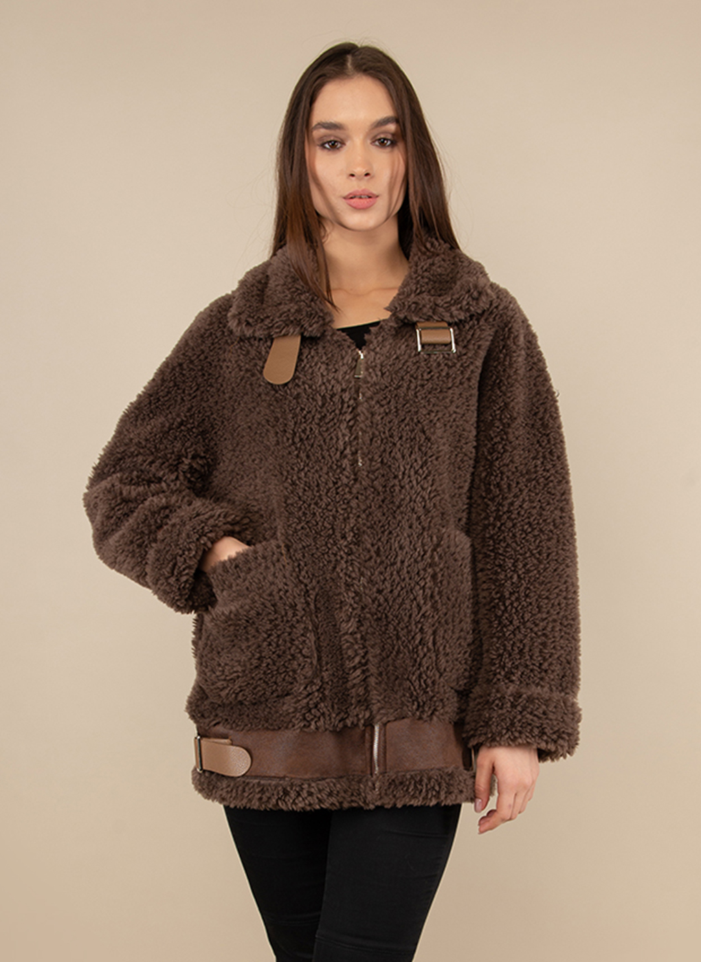 Полушубок женский Каляев 47212 коричневый 44, 47212 
Полушубок женский Каляев 47212 коричневый 44, 47212