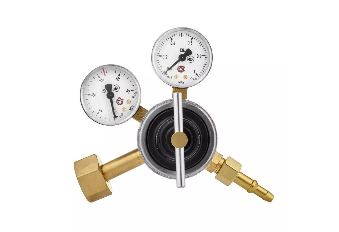 Редуктор углекислотный УР-6-4 ATLASWELD (001.010.412) 
Редуктор углекислотный УР-6-4 ATLASWELD (001.010.412)