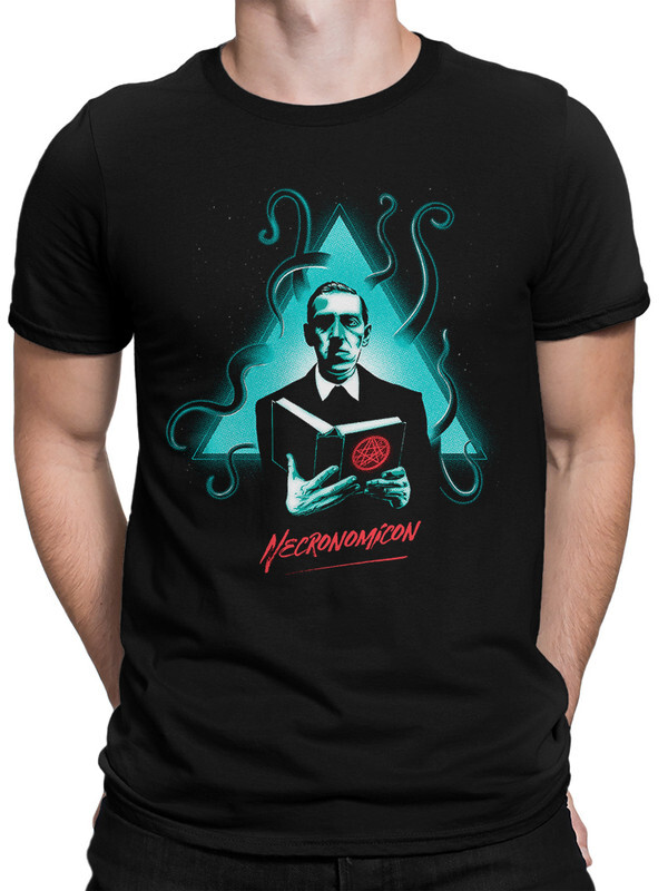 Футболка мужская DreamShirts Studio Говард Лавкрафт 111-lovecraftnecronomicon-2 черная S, Черный, Говард Лавкрафт 111-lovecraftnecronomicon-2
Футболка мужская DreamShirts Studio Говард Лавкрафт 111-lovecraftnecronomicon-2 черная S, Черный, Говард Лавкрафт 111-lovecraftnecronomicon-2