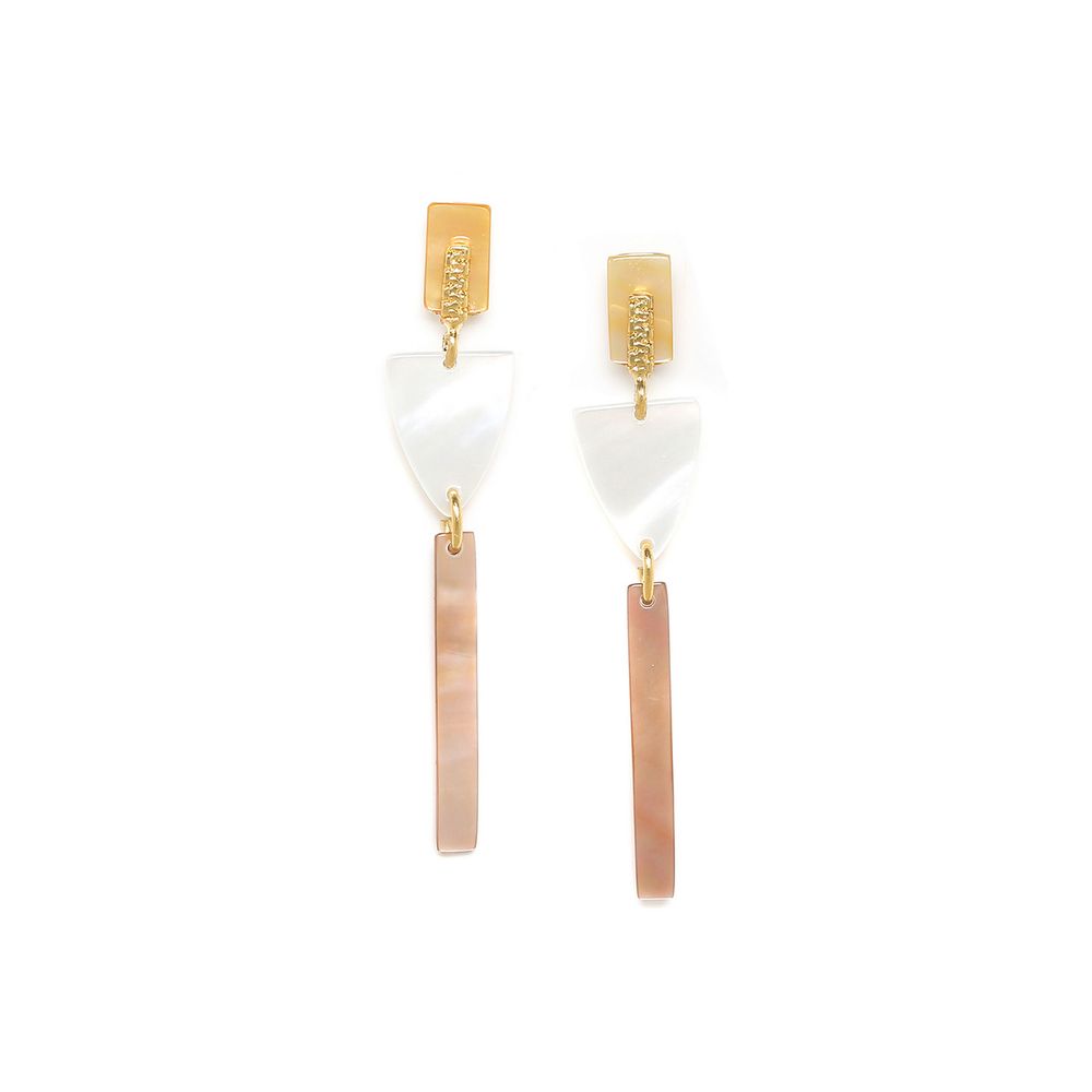 Серьги из бижутерного сплава с перламутром Nature Bijoux NB23.1-12-78505, NB23.1-12-78505
Серьги из бижутерного сплава с перламутром Nature Bijoux NB23.1-12-78505, NB23.1-12-78505