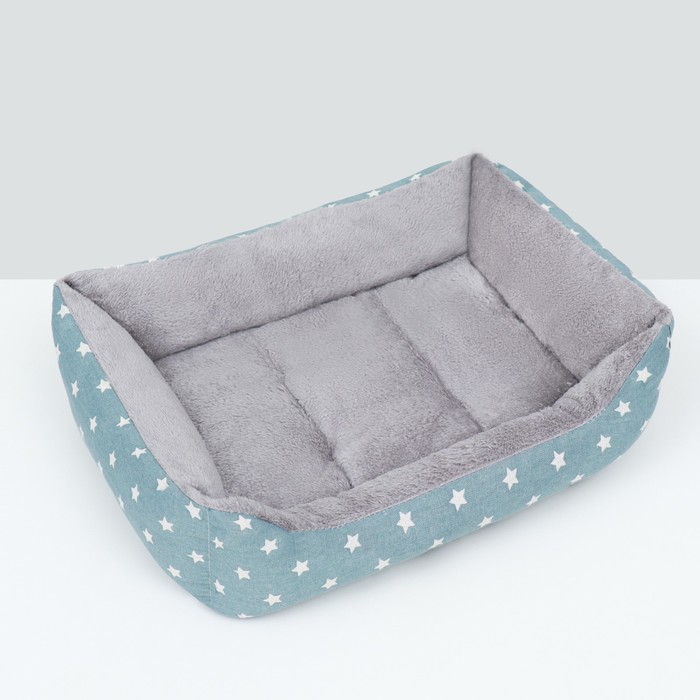 Лежанка для животных Sima-land серая, текстиль, 50 х 40 х 15 см
Лежанка для животных Sima-land серая, текстиль, 50 х 40 х 15 см