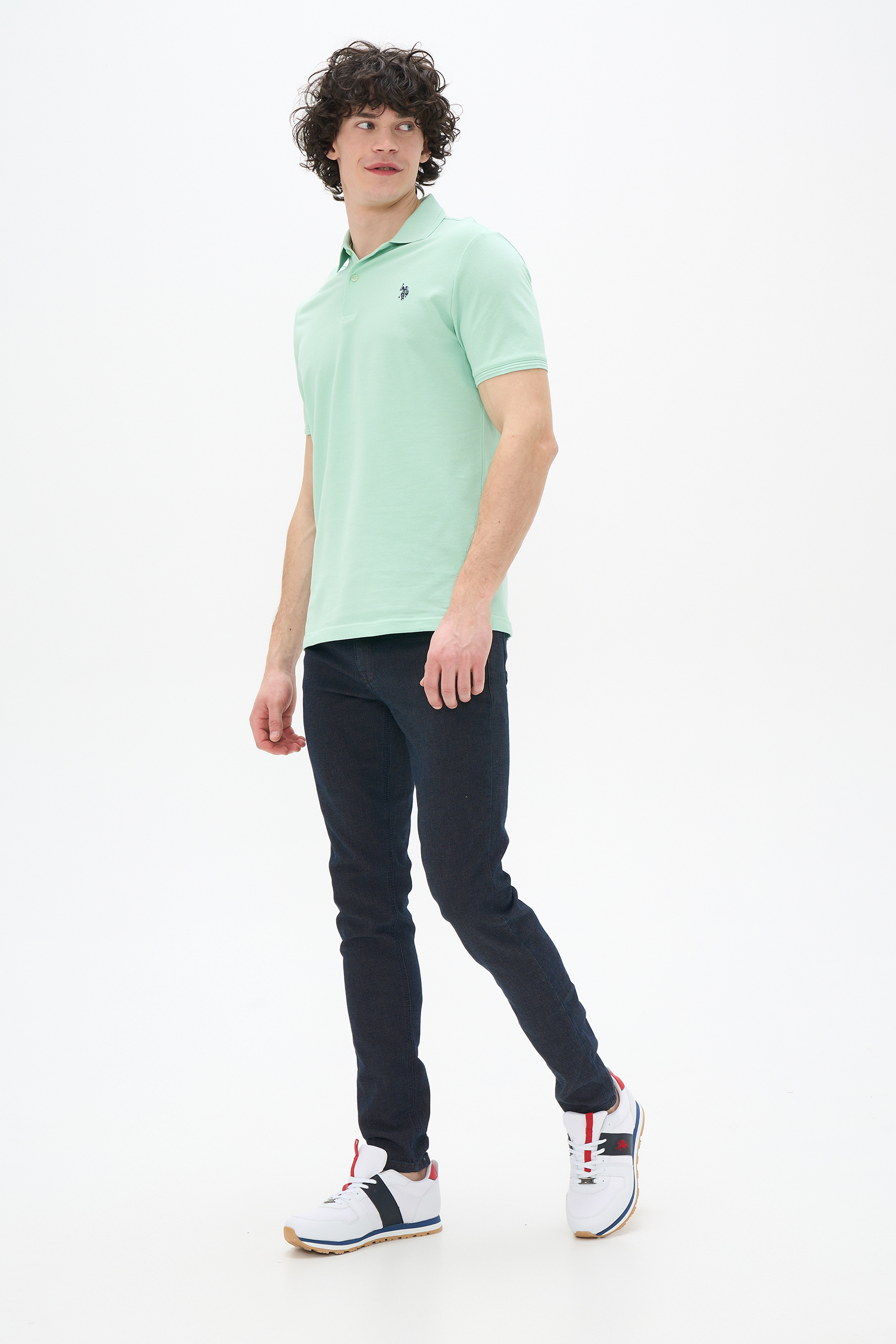 Футболка мужская U.S. POLO Assn. G081SZ0110RANJA-R бирюзовая M, Бирюзовый, G081SZ0110RANJA-R
Футболка мужская U.S. POLO Assn. G081SZ0110RANJA-R бирюзовая M, Бирюзовый, G081SZ0110RANJA-R
