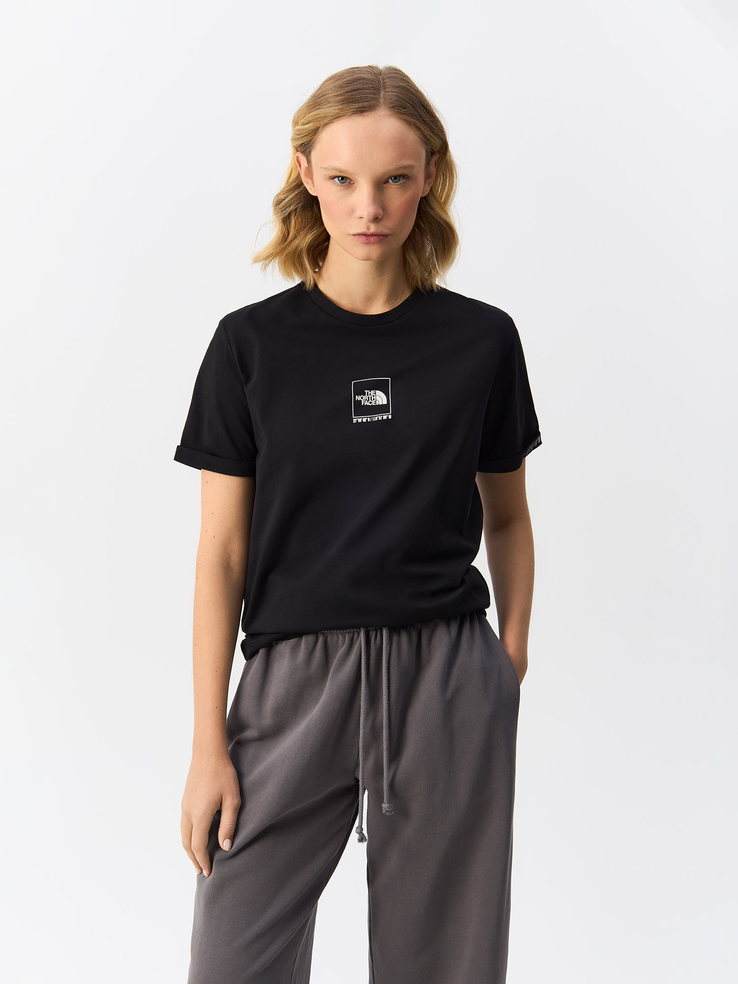 Футболка The North Face для женщин, чёрная-JK31, размер M, NF0A89CJJK31, Черный, NF0A89CJJK31
Футболка The North Face для женщин, чёрная-JK31, размер M, NF0A89CJJK31, Черный, NF0A89CJJK31