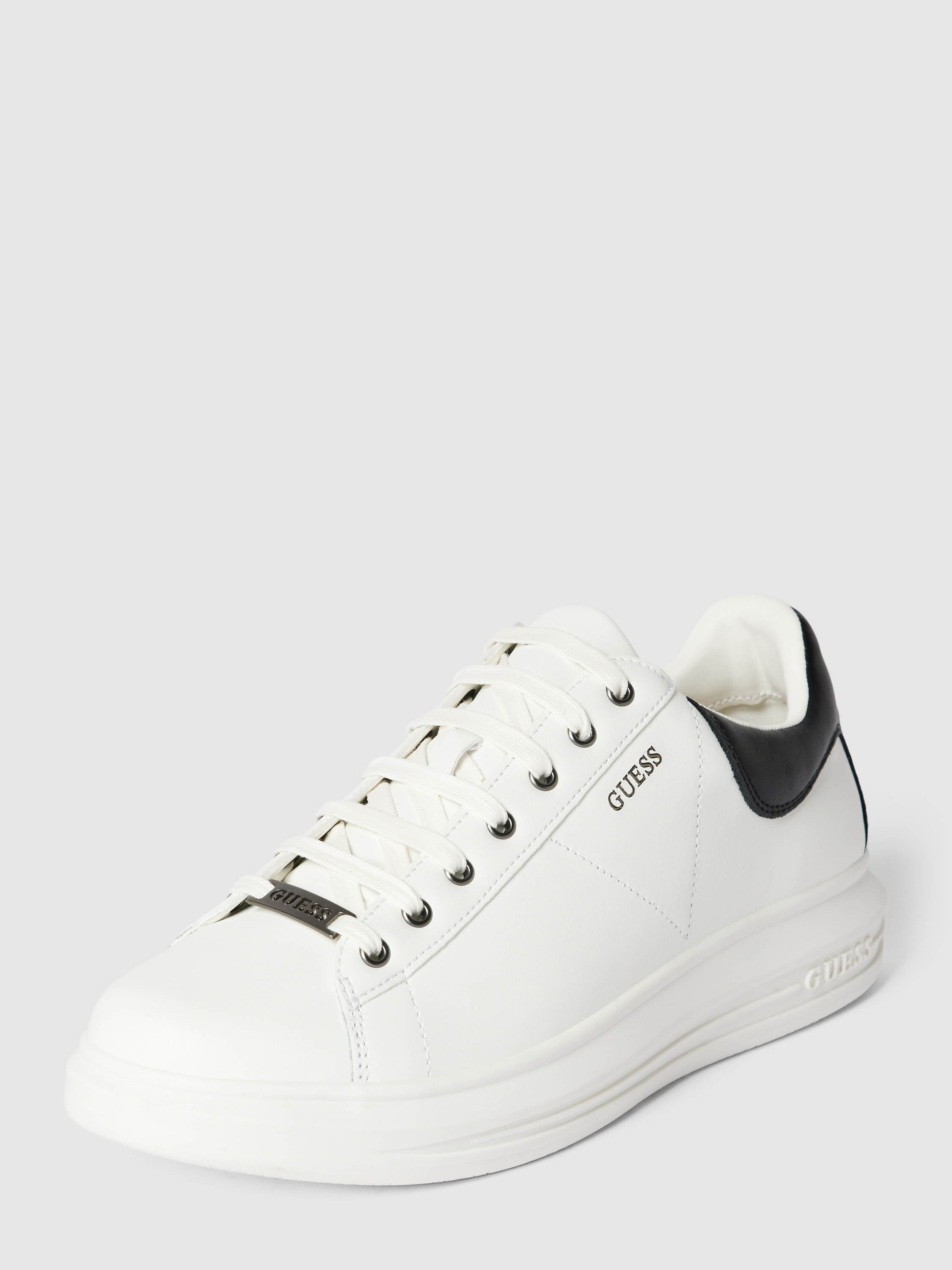Кеды мужские GUESS 1716231 белые 43 EU (доставка из-за рубежа), Белый, 1716231
Кеды мужские GUESS 1716231 белые 43 EU (доставка из-за рубежа), Белый, 1716231
