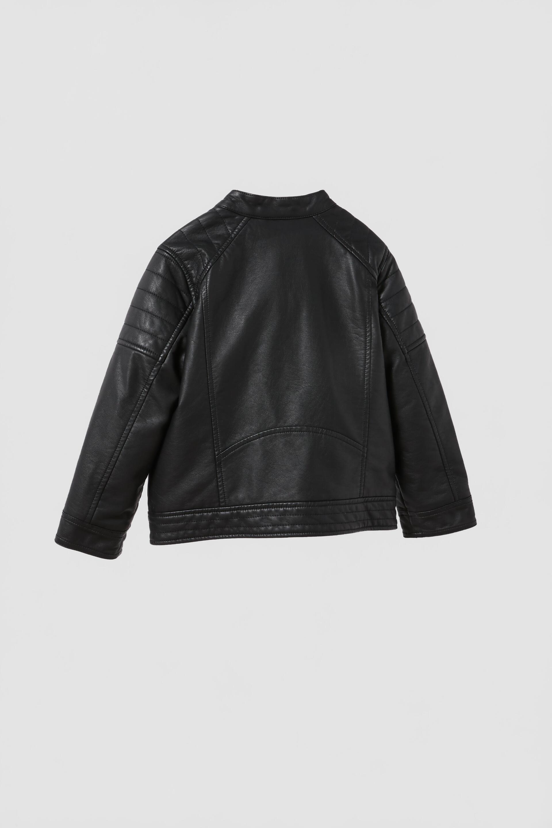 Куртка кожаная детская ZARA 0434180180007, черный, 122 (доставка из-за рубежа), 04341801800
Куртка кожаная детская ZARA 0434180180007, черный, 122 (доставка из-за рубежа), 04341801800