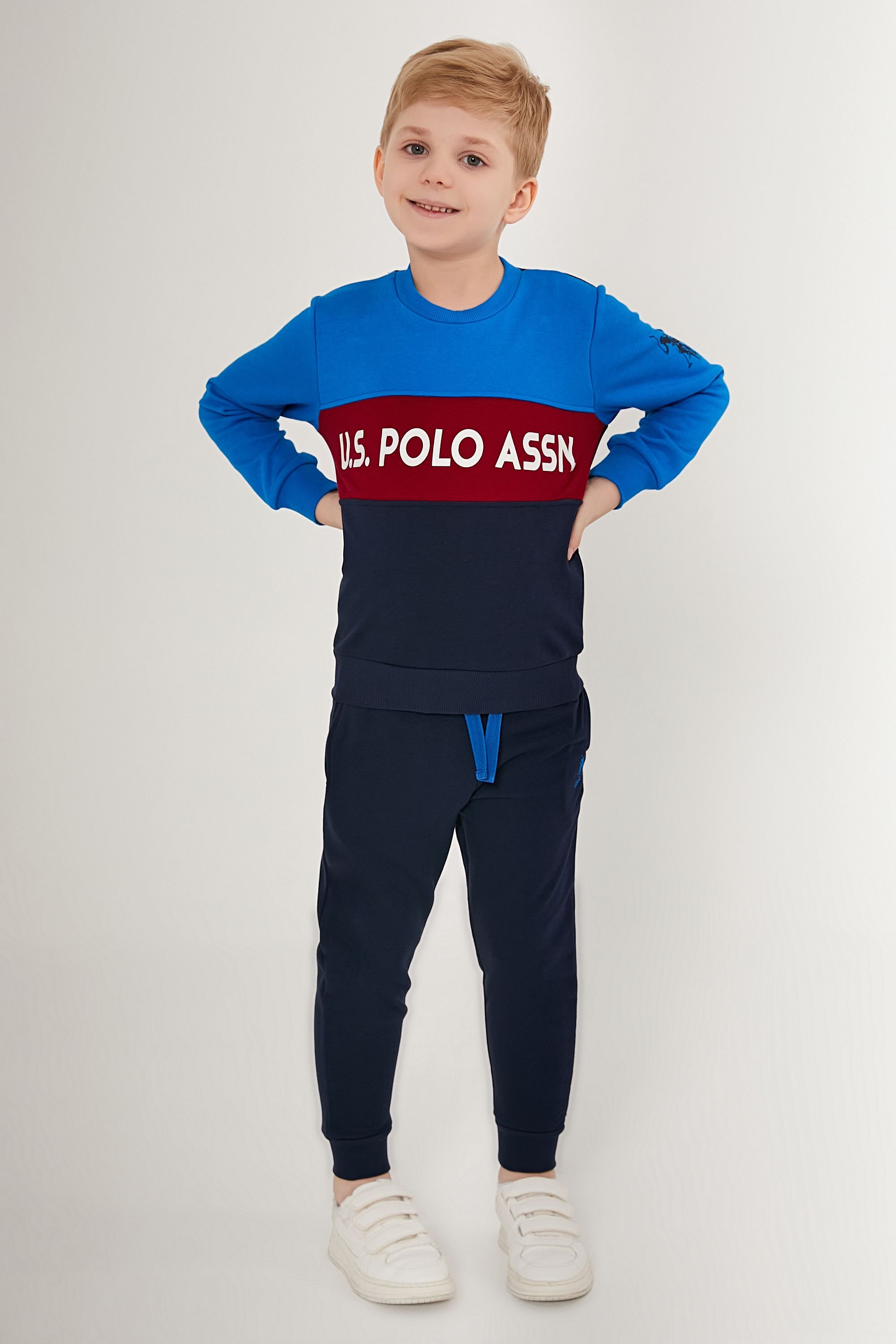 Костюм повседневный US Polo Assn G083SZ0HF0US1524_VR077, темно-синий, синий, 164, G083SZ0HF0US1524_VR077
Костюм повседневный US Polo Assn G083SZ0HF0US1524_VR077, темно-синий, синий, 164, G083SZ0HF0US1524_VR077