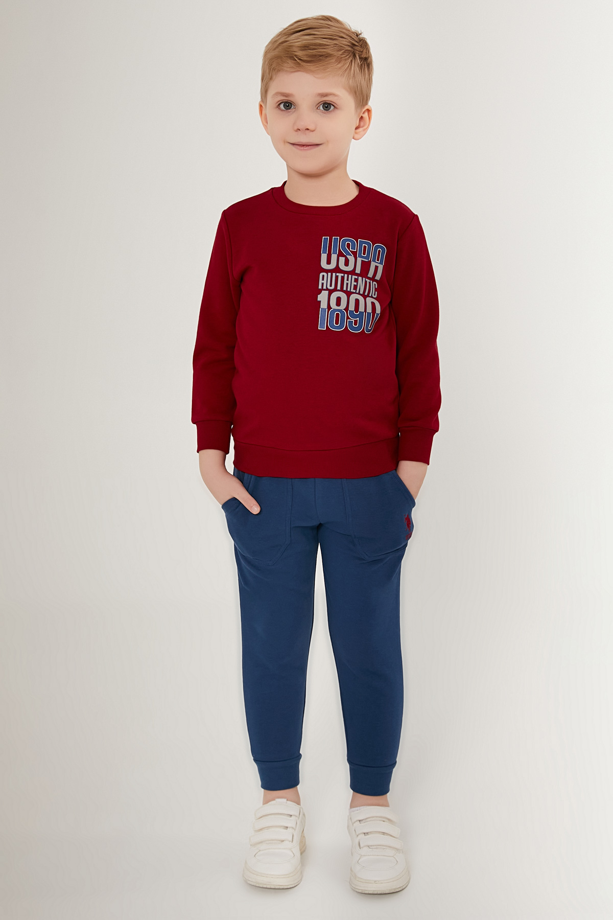 Костюм повседневный US Polo Assn G083SZ0HF0US1503_VR014, бордовый, синий, 122, G083SZ0HF0US1503_VR014
Костюм повседневный US Polo Assn G083SZ0HF0US1503_VR014, бордовый, синий, 122, G083SZ0HF0US1503_VR014