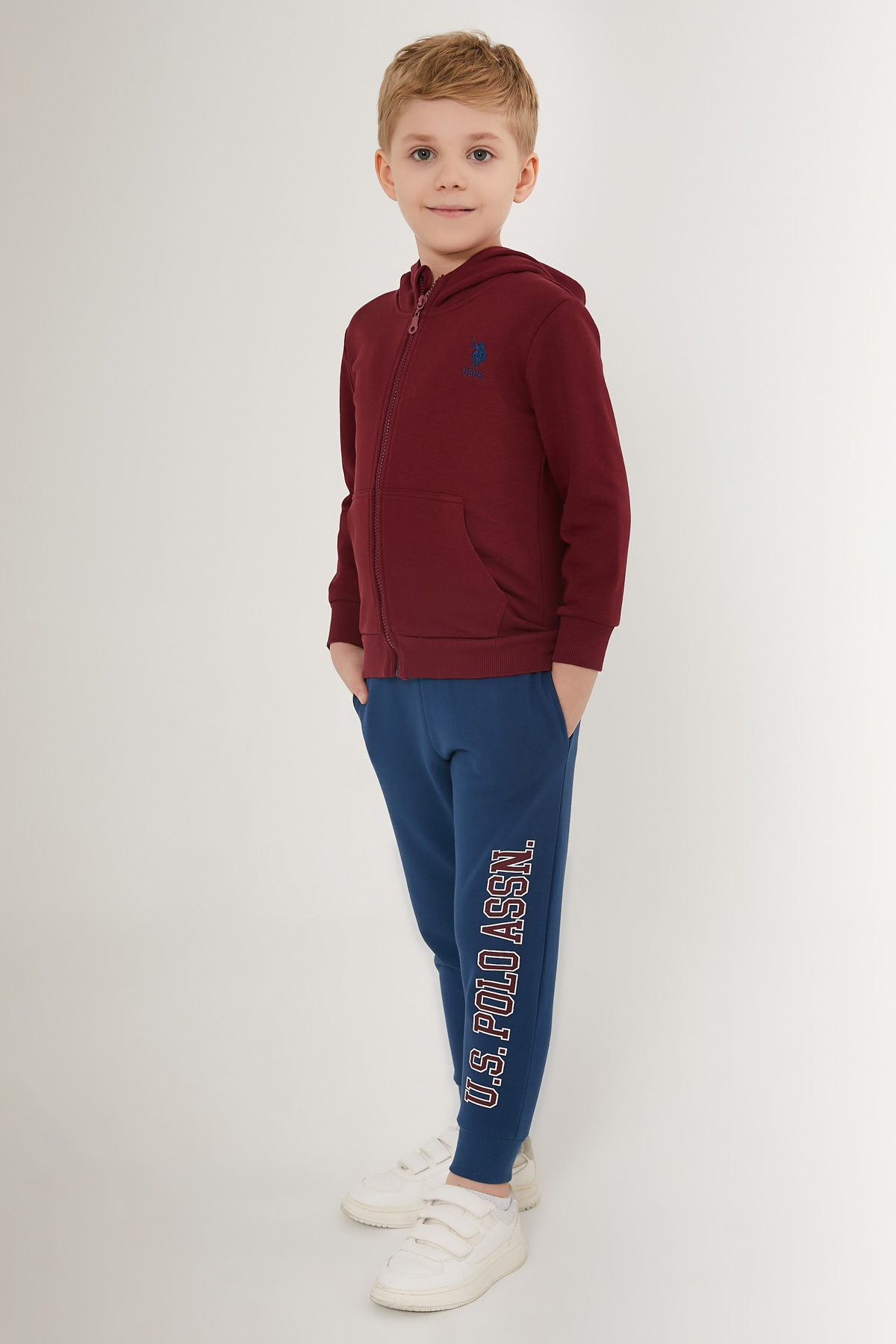 Костюм повседневный US Polo Assn G083SZ0HF0US1510_VR014, бордовый, темно-синий, 122, Бордовый;синий, G083SZ0HF0US1510_VR014
Костюм повседневный US Polo Assn G083SZ0HF0US1510_VR014, бордовый, темно-синий, 122, Бордовый;синий, G083SZ0HF0US1510_VR014