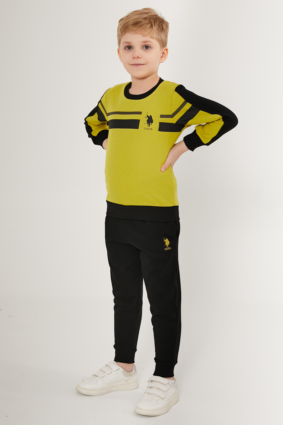 Костюм повседневный US Polo Assn G083SZ0HF0US1564_VR087, черный, салатовый, 140, Черный;зеленый, G083SZ0HF0US1564_VR087
Костюм повседневный US Polo Assn G083SZ0HF0US1564_VR087, черный, салатовый, 140, Черный;зеленый, G083SZ0HF0US1564_VR087