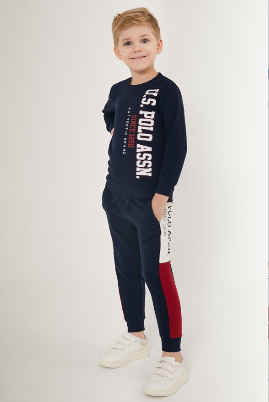 Костюм повседневный US Polo Assn G083SZ0HF0US1565_VR033, темно-синий, 122, G083SZ0HF0US1565_VR033
Костюм повседневный US Polo Assn G083SZ0HF0US1565_VR033, темно-синий, 122, G083SZ0HF0US1565_VR033