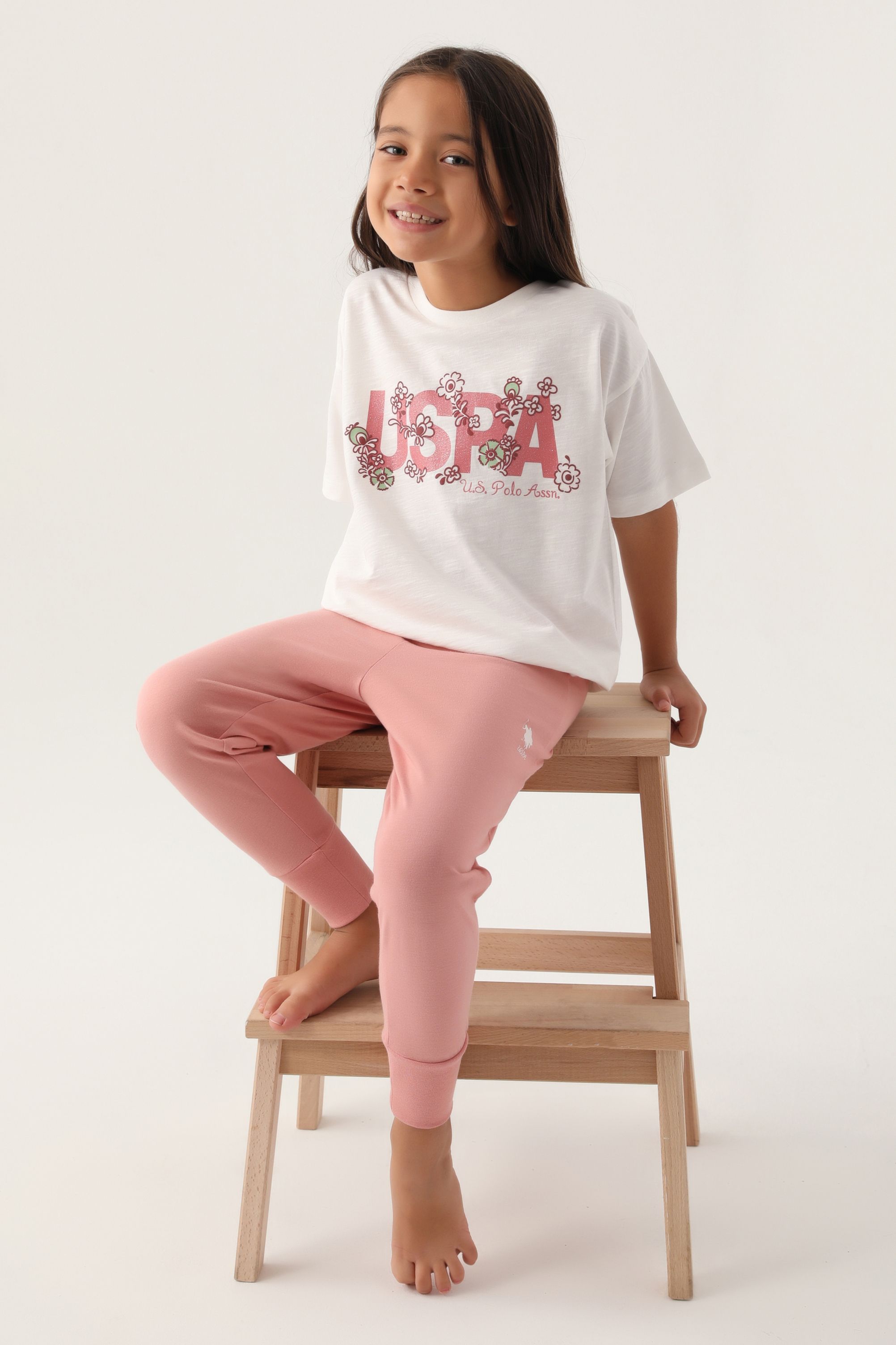 Костюм повседневный US Polo Assn G084SZ0HF0US1801, белый, розовый, 140, G084SZ0HF0US1801
Костюм повседневный US Polo Assn G084SZ0HF0US1801, белый, розовый, 140, G084SZ0HF0US1801
