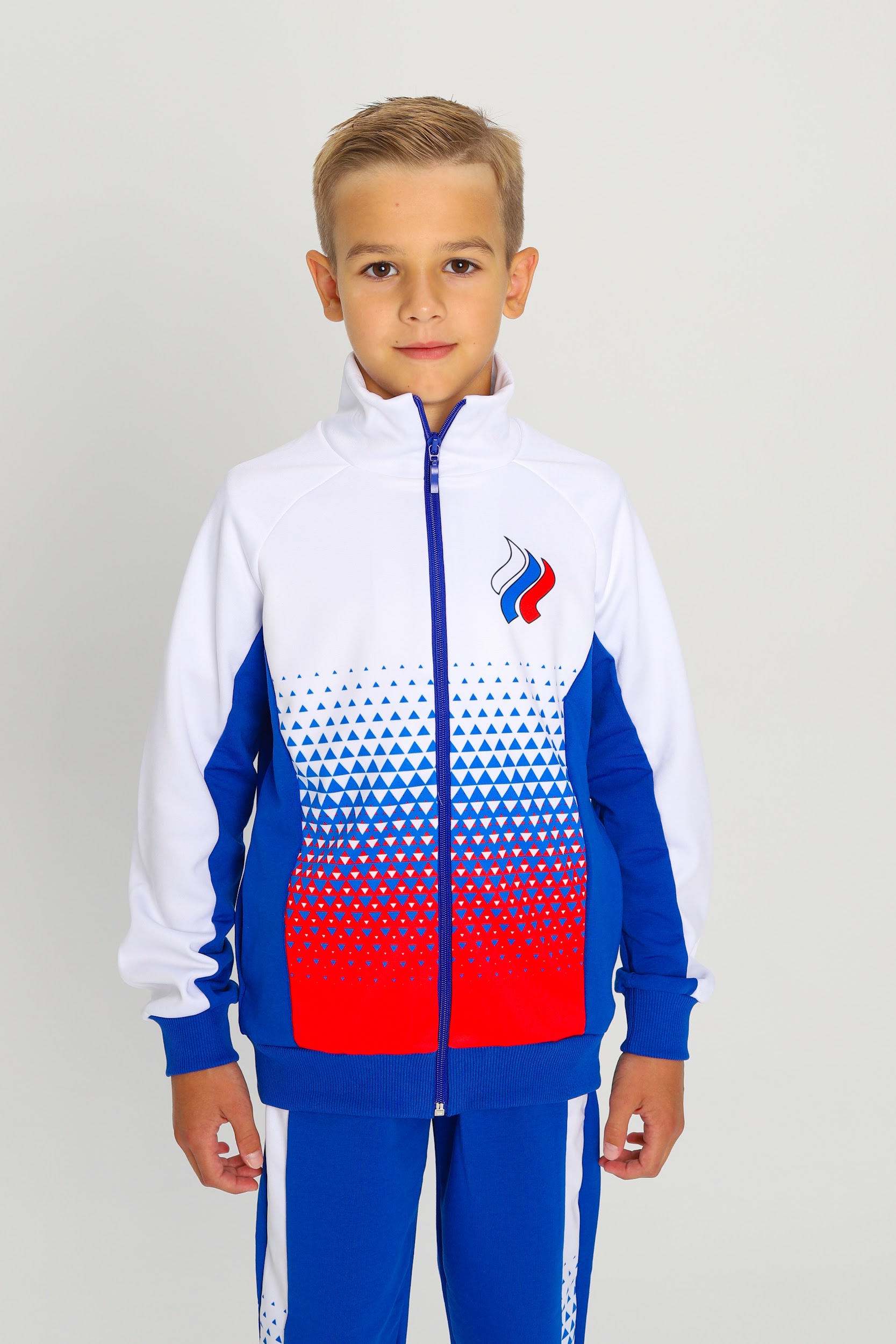 Костюм повседневный спортивный детский Sport&K свободная, синий, 152, Синий;красный;белый, костюм спортивный
Костюм повседневный спортивный детский Sport&K свободная, синий, 152, Синий;красный;белый, костюм спортивный