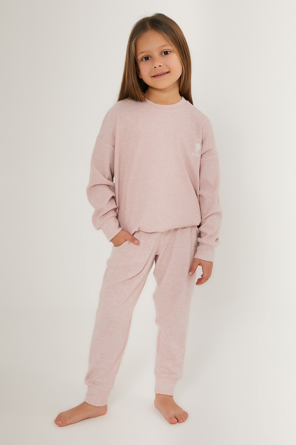 Костюм повседневный US Polo Assn G084SZ0HF0US1638_VR041, светло-розовый, 134, G084SZ0HF0US1638_VR041
Костюм повседневный US Polo Assn G084SZ0HF0US1638_VR041, светло-розовый, 134, G084SZ0HF0US1638_VR041