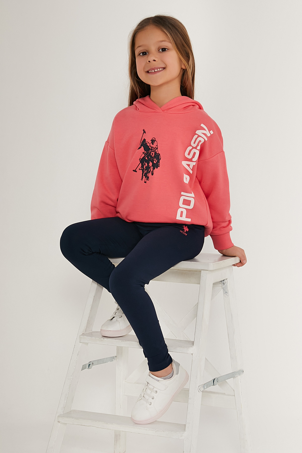 Костюм повседневный US Polo Assn G084SZ0HF0US1650_VR041, темно-синий, розовый, 140, G084SZ0HF0US1650_VR041
Костюм повседневный US Polo Assn G084SZ0HF0US1650_VR041, темно-синий, розовый, 140, G084SZ0HF0US1650_VR041