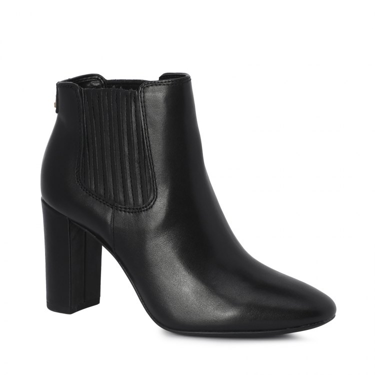 Женские ботильоны LAUREN RALPH LAUREN MALEAH-BOOTS-CASUAL 802796882 цв. черный 37 EU, 802796882
Женские ботильоны LAUREN RALPH LAUREN MALEAH-BOOTS-CASUAL 802796882 цв. черный 37 EU, 802796882