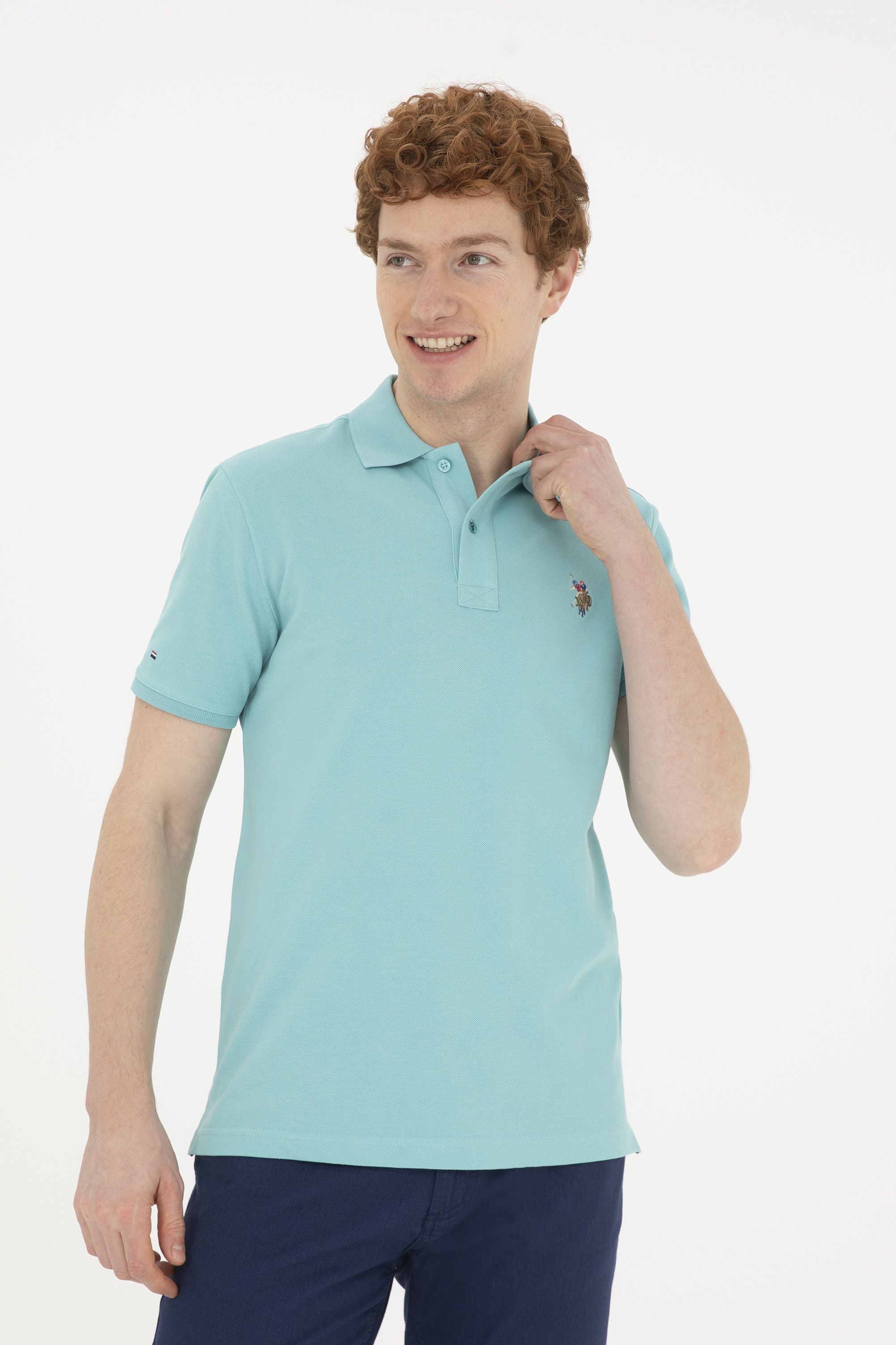 Футболка мужская US Polo Assn G081SZ0110TP10IY024 голубая 2XL, Голубой, G081SZ0110TP10IY024
Футболка мужская US Polo Assn G081SZ0110TP10IY024 голубая 2XL, Голубой, G081SZ0110TP10IY024