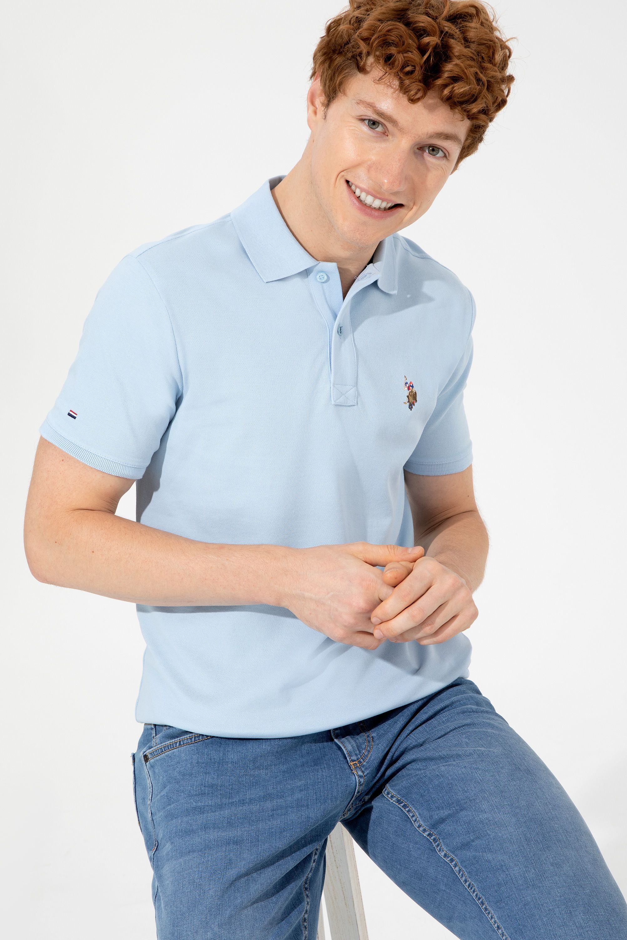Футболка мужская US Polo Assn G081SZ0110TP10IY024 голубая L, Голубой, G081SZ0110TP10IY024
Футболка мужская US Polo Assn G081SZ0110TP10IY024 голубая L, Голубой, G081SZ0110TP10IY024