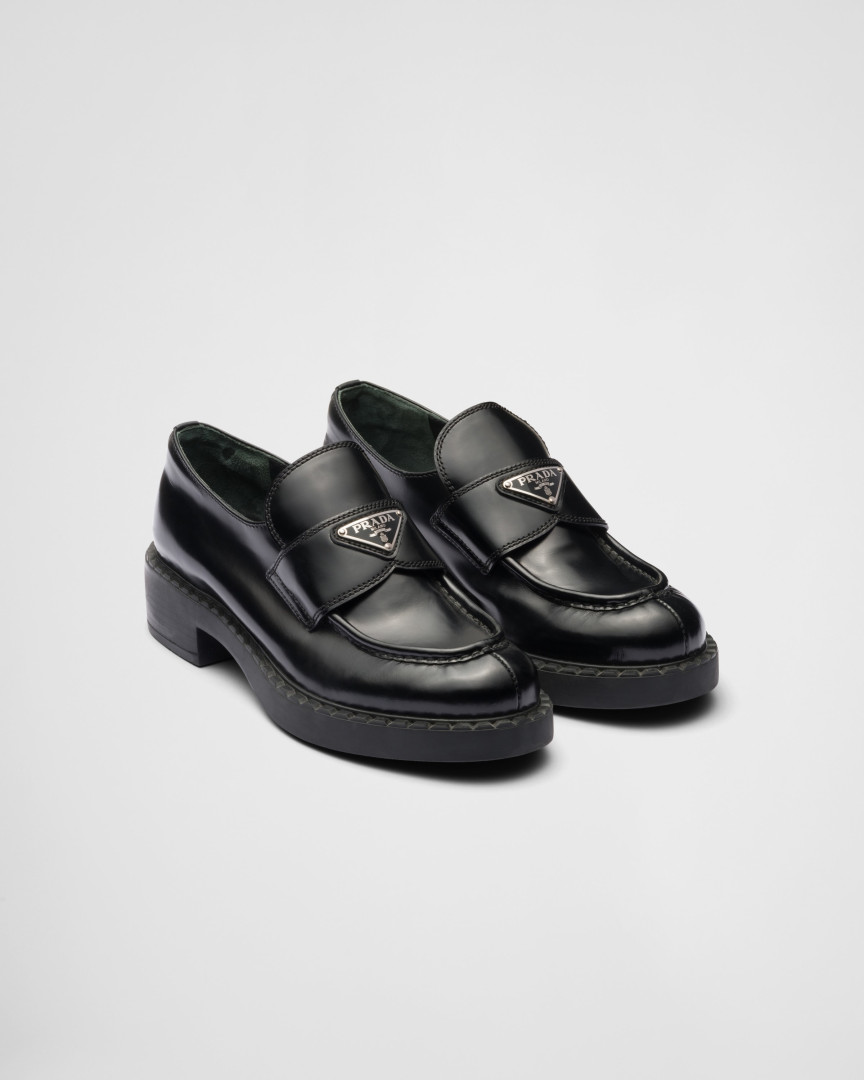 Лоферы женские PRADA 1D246M_ULS_F0002_F_B050 черные 40 EU (доставка из-за рубежа), 1D246M_ULS_F0002_F_B050
Лоферы женские PRADA 1D246M_ULS_F0002_F_B050 черные 40 EU (доставка из-за рубежа), 1D246M_ULS_F0002_F_B050