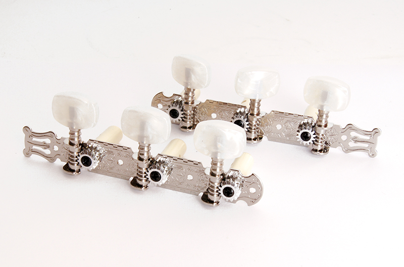 Комплект колковой механики для классической гитары, 35мм, с втулками, Alice AOD-018C(W)
Комплект колковой механики для классической гитары, 35мм, с втулками, Alice AOD-018C(W)