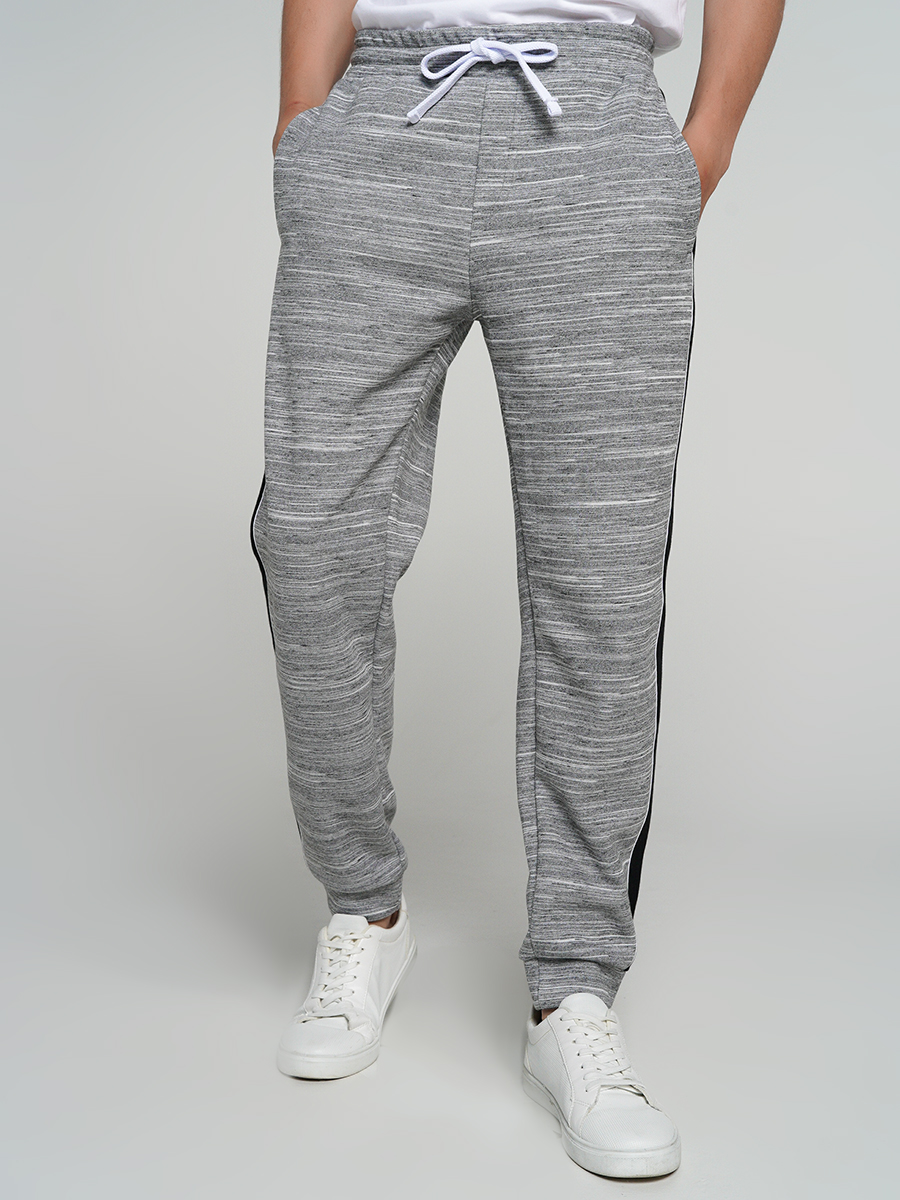 Спортивные брюки мужские ТВОЕ 68654 серые M, 68654
Спортивные брюки мужские ТВОЕ 68654 серые M, 68654