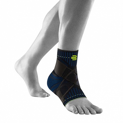 Спортивный бандаж на голеностопный сустав усиленный BAUERFEIND Ankle Support черный M, 11011112080707
Спортивный бандаж на голеностопный сустав усиленный BAUERFEIND Ankle Support черный M, 11011112080707