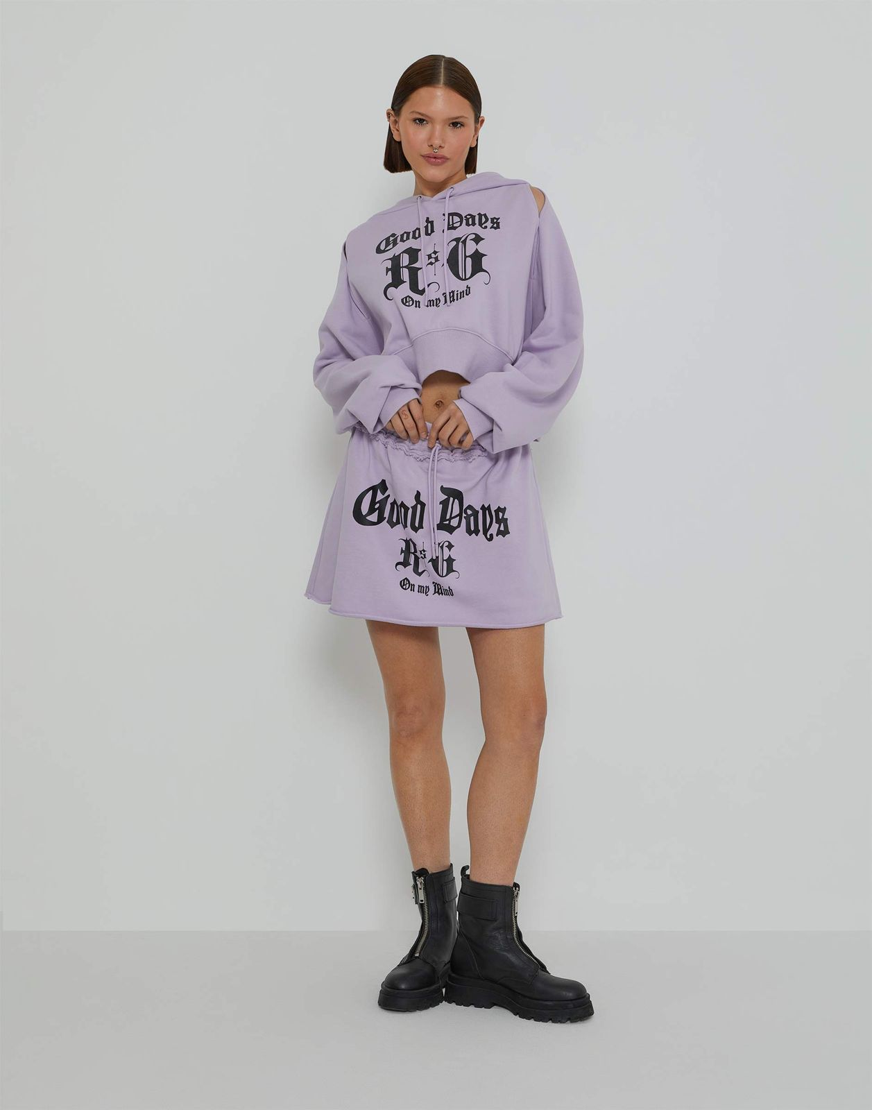 Юбка-шорты для девочки Gloria Jeans GSH011462 сиреневый 7-8л/128, Фиолетовый, GSH011462
Юбка-шорты для девочки Gloria Jeans GSH011462 сиреневый 7-8л/128, Фиолетовый, GSH011462