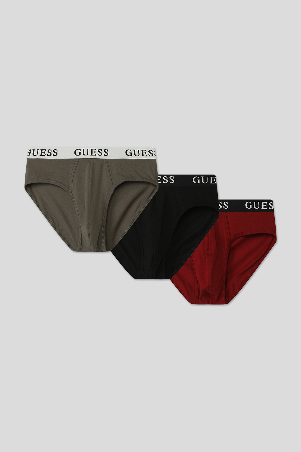 Комплект трусов мужских Guess U4RG09 K6YW0 красный; черный; серый M, U4RG09 K6YW0
Комплект трусов мужских Guess U4RG09 K6YW0 красный; черный; серый M, U4RG09 K6YW0