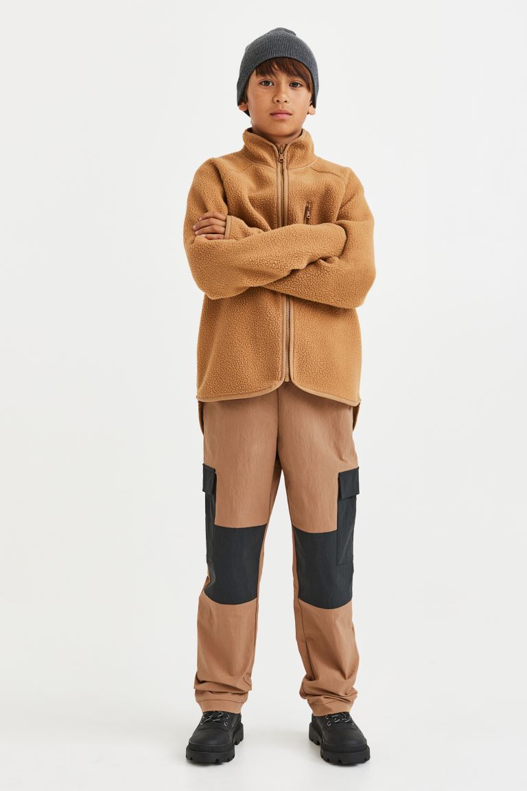 Брюки детские H&M 1078981, цвет коричневый/черный, размер 146 (доставка из-за рубежа), 1078981
Брюки детские H&M 1078981, цвет коричневый/черный, размер 146 (доставка из-за рубежа), 1078981