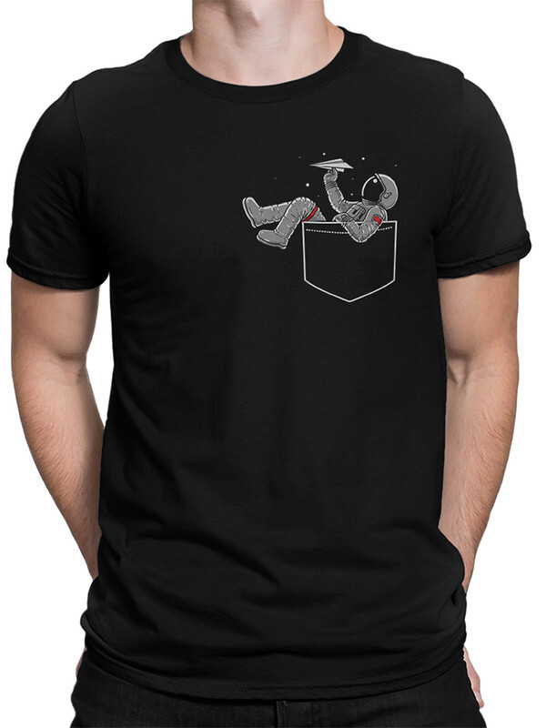 Футболка мужская Dream Shirts Космонавт в Кармашке черная 3XL, Черный, Космонавт в Кармашке
Футболка мужская Dream Shirts Космонавт в Кармашке черная 3XL, Черный, Космонавт в Кармашке