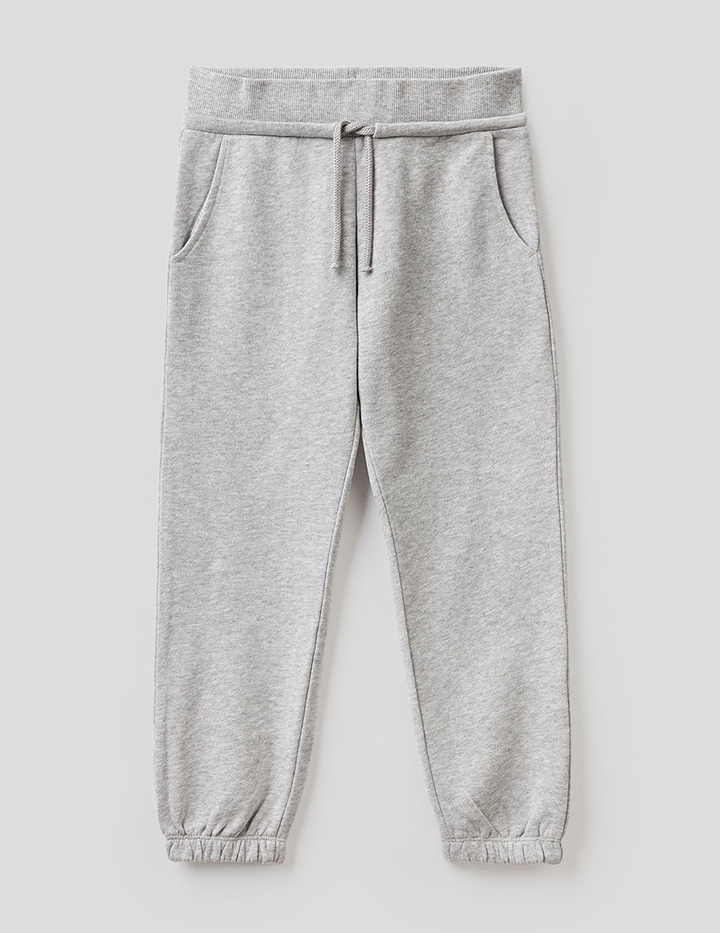 Брюки для девочек Benetton цв. серый р.158, 21A_3J74I0517 
Брюки для девочек Benetton цв. серый р.158, 21A_3J74I0517