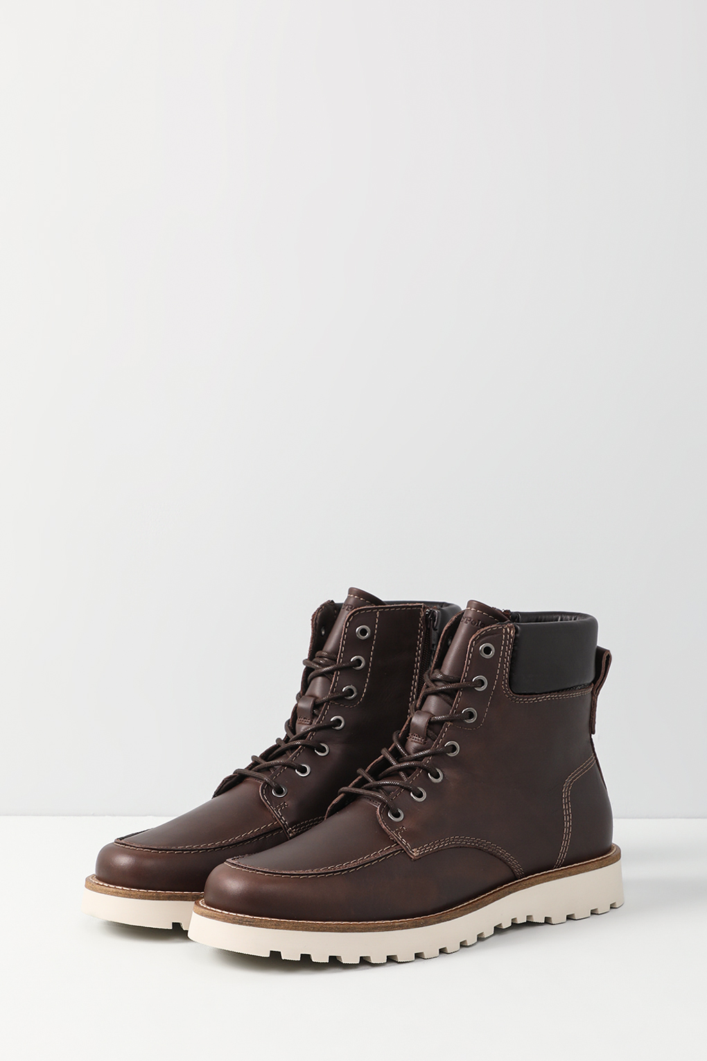 Ботинки мужские Marc O’Polo 30820106302133 коричневые 42 EU, Коричневый, 30820106302133
Ботинки мужские Marc O’Polo 30820106302133 коричневые 42 EU, Коричневый, 30820106302133