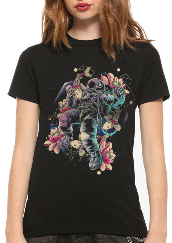 Футболка женская Dream Shirts с Космонавтом черная 3XL, Черный, с Космонавтом