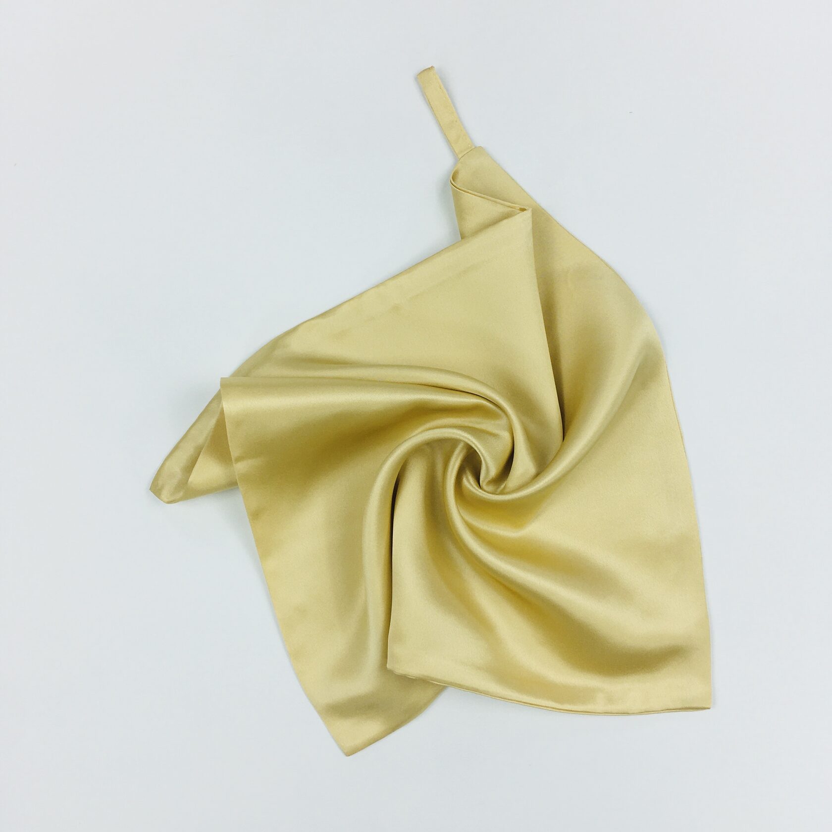 фото Шелковое полотенце для лица luxe silk "золото" p17081