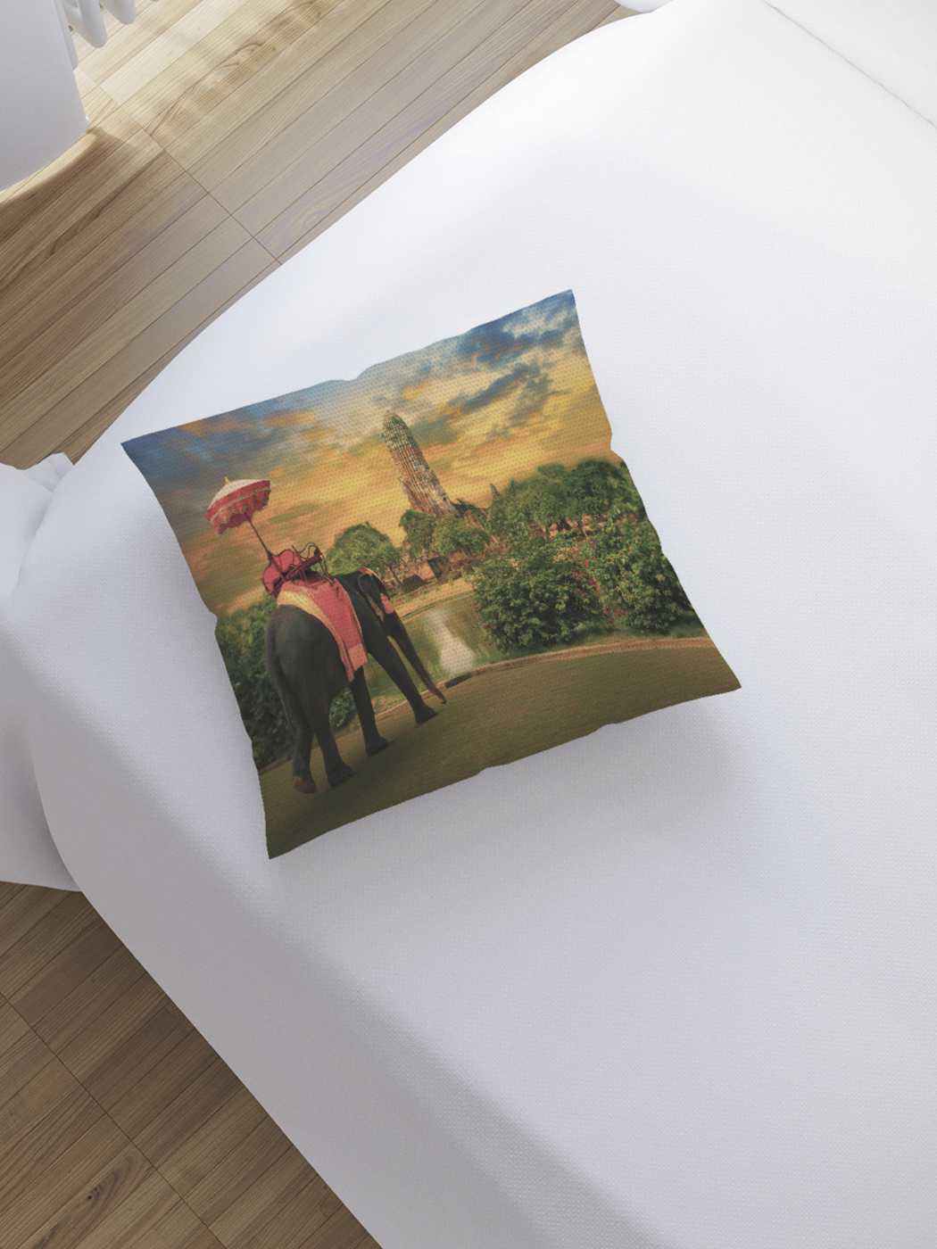 Наволочка декоративная JoyArty "Трон на слоне" на молнии, 45x45 см
Наволочка декоративная JoyArty "Трон на слоне" на молнии, 45x45 см