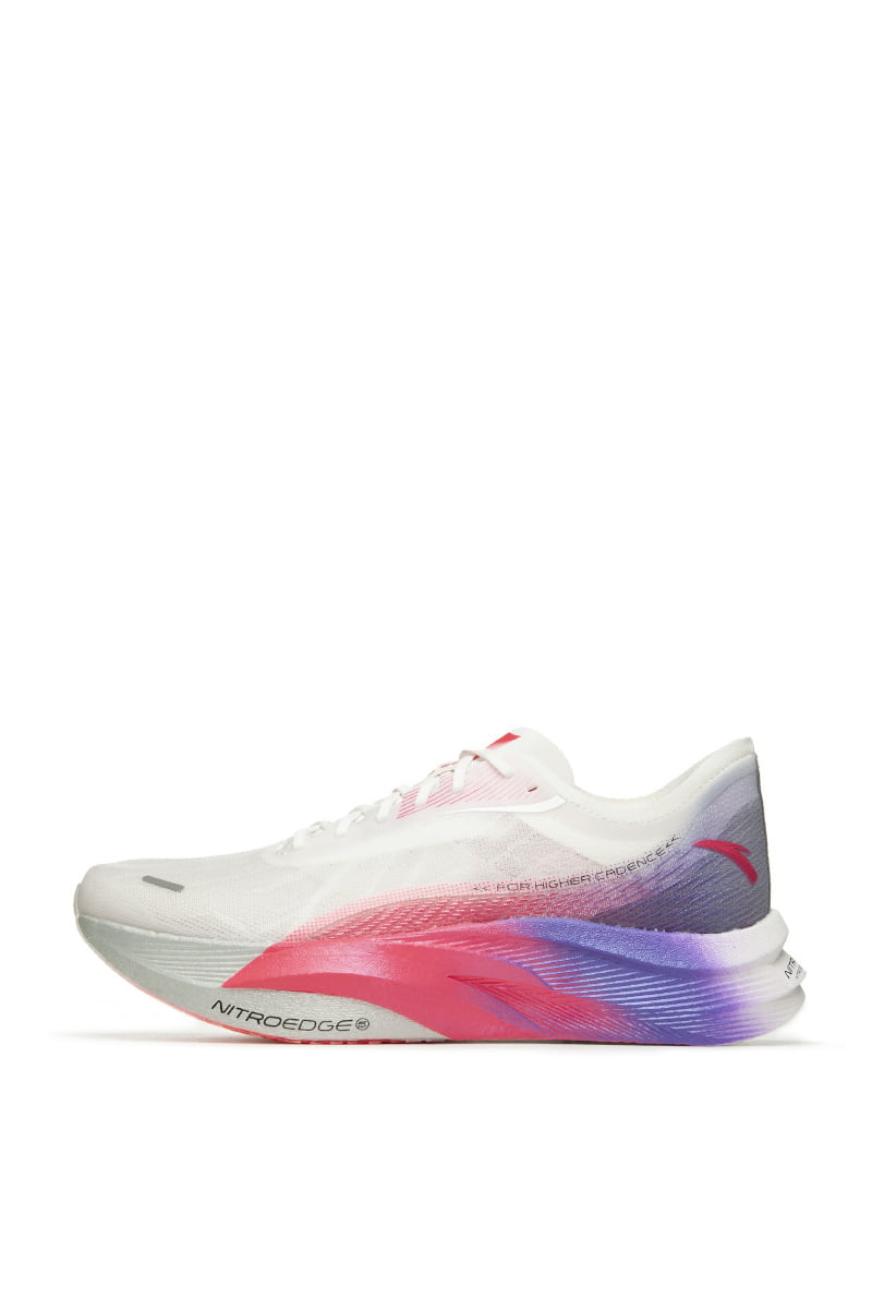 Спортивные кроссовки женские Anta 822355560 Running Shoes C202 5 GT NITROEDGE белые 6 US, Белый, 822355560 Running Shoes C202 5 GT NITROEDGE
Спортивные кроссовки женские Anta 822355560 Running Shoes C202 5 GT NITROEDGE белые 6 US, Белый, 822355560 Running Shoes C202 5 GT NITROEDGE