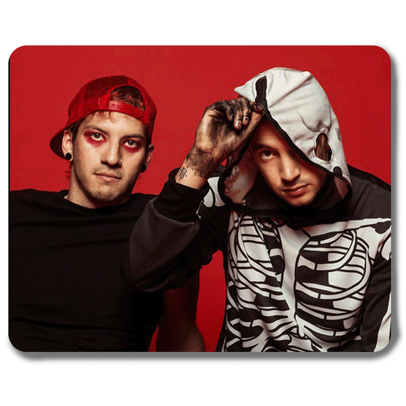 Игровой коврик для мыши NoBrand twenty one pilots - 234 (XJR720), twenty one pilots - 234
Игровой коврик для мыши NoBrand twenty one pilots - 234 (XJR720), twenty one pilots - 234