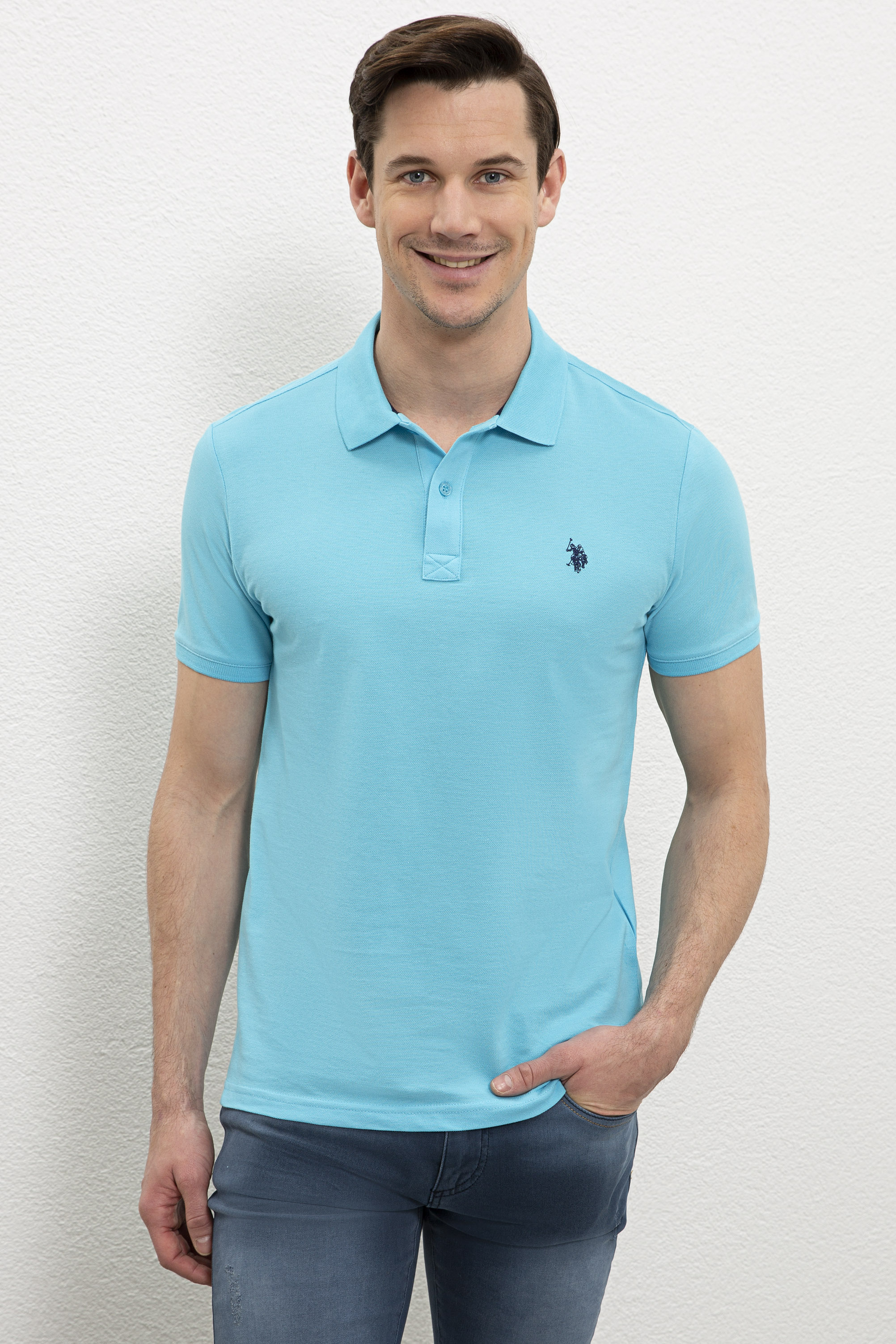Футболка мужская U.S. POLO Assn. G081GL0110GTP04IY020 голубая XS, Голубой, G081GL0110GTP04IY020
Футболка мужская U.S. POLO Assn. G081GL0110GTP04IY020 голубая XS, Голубой, G081GL0110GTP04IY020