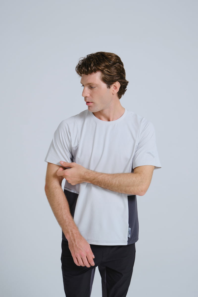 Футболка мужская Anta Robert Geller 852337149 серая 2XL, Серый, Robert Geller 852337149
Футболка мужская Anta Robert Geller 852337149 серая 2XL, Серый, Robert Geller 852337149