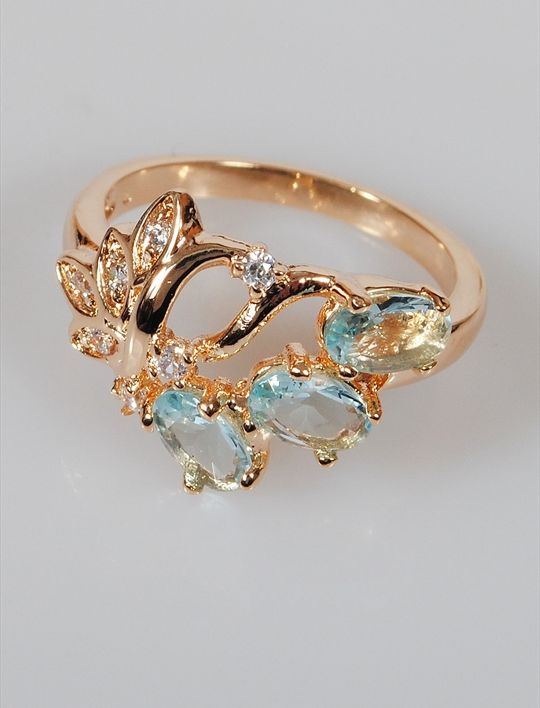 Кольцо из бижутерного сплава р. 16 Lotus Jewelry 39R-48Blcz, фианит/циркон, 39R-48Blcz
Кольцо из бижутерного сплава р. 16 Lotus Jewelry 39R-48Blcz, фианит/циркон, 39R-48Blcz